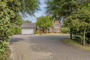 Swanholme Way, Baldwin`s Gate