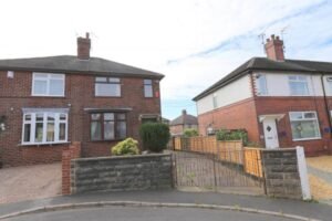 Hazel Grove, Meir